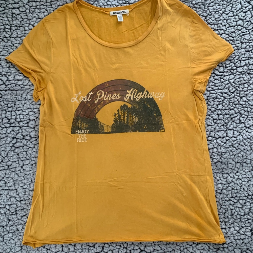 yellow billabong tee